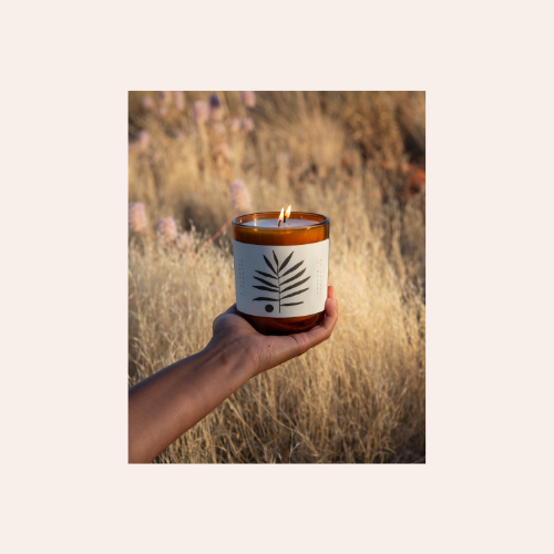 Etikette Soy Candle Simplest of Things Tobacco & Patchouli